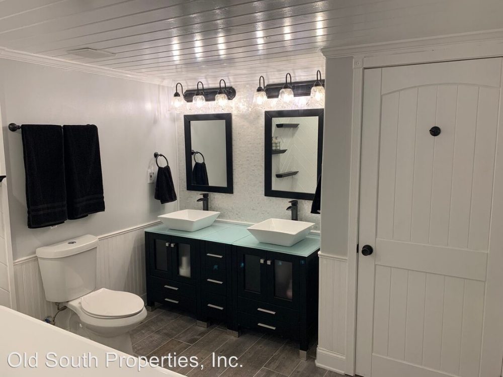 Slide of K.T.G Construction