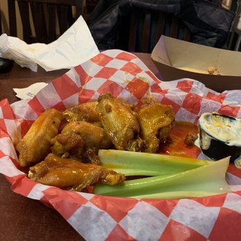 The 1029 Bar - Wings - Sports Bars Near Me - Minneapolis, Minnesota