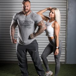 Team Zero Gravity Fitness - Coaches Ryan and Taylor Bentson