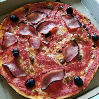 Pizzeria Napoletana - Forcella pizza: mushrooms, mozzarella, capicollo, and olives - Italian Near Me - Montreal, Quebec