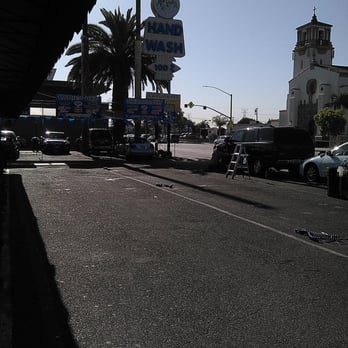 Firestone Handwash - This place is good for your car.. first time here loved.. my car its nice and clean - Car Wash Near Me - South Gate, California