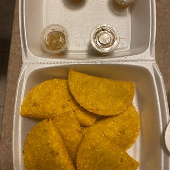 Paisas Twins - Empanadas and salsa - Food Trucks Near Me - Houston, Texas Paisas Twins - Empanadas and salsa - Food Trucks Near Me - Houston, Texas