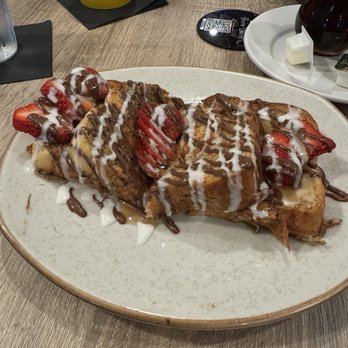 Egg House Cafe - French Toast with Nutella and Strawberries - Breakfast & Brunch Near Me - Denton, Texas