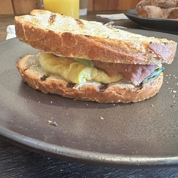 Lost Parrot Cafe - Breakfast & Brunch Near Me - South Pasadena, California