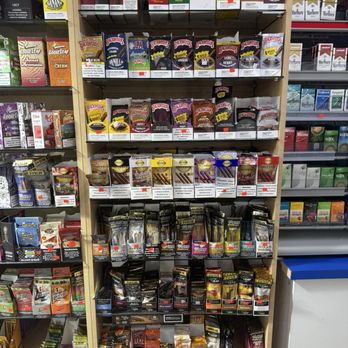 Marathon - Every type of wood - Gas Stations Near Me - Rolling Mdws, Illinois