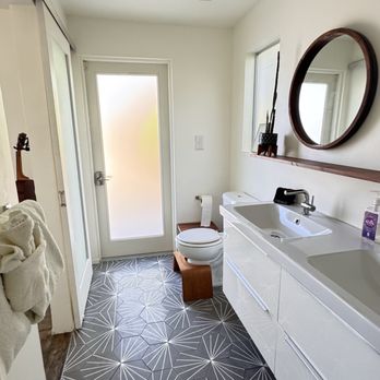 Joshua Tree Vacations - Bad - Vacation Rentals Near Me - Joshua Tree, California Joshua Tree Vacations - Bad - Vacation Rentals Near Me - Joshua Tree, California