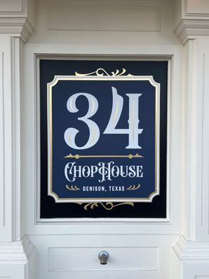 34 Chophouse & Doc's Lounge by null