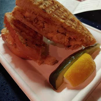 bin 702 - lobster grilled cheese - Bars Near Me - Las Vegas, Nevada bin 702 - lobster grilled cheese - Bars Near Me - Las Vegas, Nevada