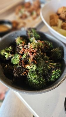 Loro Asian Smokehouse & Bar by null