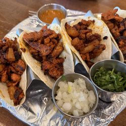El Mariachi Mexican Restaurant & Cantina - Tacos al Pastor
