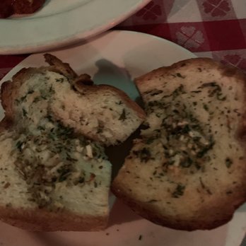 Scotti's Italian Restaurant - Garlic bread - Italian Near Me - Cincinnati, Ohio Scotti's Italian Restaurant - Garlic bread - Italian Near Me - Cincinnati, Ohio