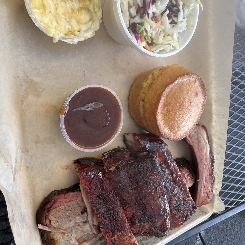 Hog Wild Bar-B-Que - Barbeque Near Me - Placerville, California Hog Wild Bar-B-Que - Barbeque Near Me - Placerville, California