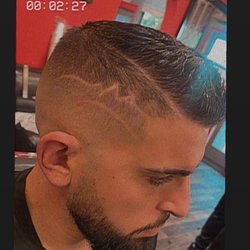 Freddys Barber Shop
