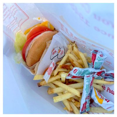 In-N-Out Burger by null
