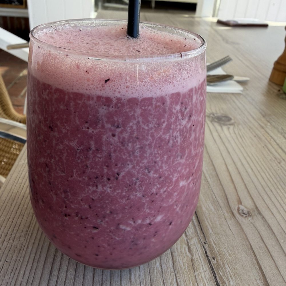Shorehouse Kitchen - Berry Banana smoothie. Chefs kiss! - Coffee & Tea Near Me - La Jolla, California Shorehouse Kitchen - Berry Banana smoothie. Chefs kiss! - Coffee & Tea Near Me - La Jolla, California