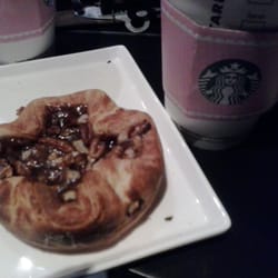 Starbucks - La Boulange caramel pecan sticky bun