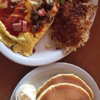 Millbrae Pancake House - Supreme omelette & buttermilk pancakes - American Near Me - Millbrae, California
