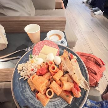 Prima Vista Lounge - Aug 14- food selection - Airport Lounges Near Me - Fiumicino, RM