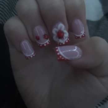 Vipro Nails Lounge - Eyelash Service Near Me - Fredericksburg, Virginia