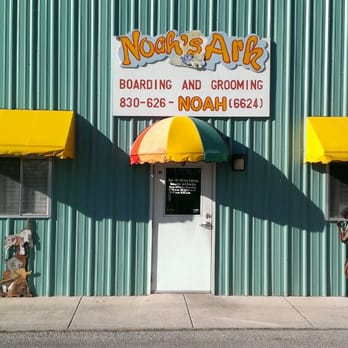 Noah's Ark - Pet Sitting Near Me - New Braunfels, Texas Noah's Ark - Pet Sitting Near Me - New Braunfels, Texas