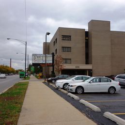 Exterior photo of Physicians Immediate Care - Chicago, Illinois Exterior photo of Physicians Immediate Care - Chicago, Illinois
