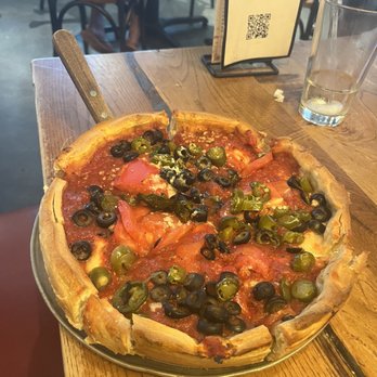 Giordano's - Small deep dish - Pizza Near Me - Chicago, Illinois Giordano's - Small deep dish - Pizza Near Me - Chicago, Illinois
