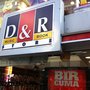 D&R
