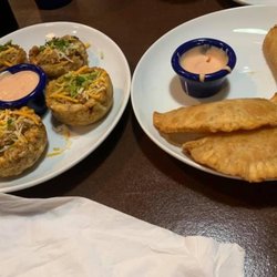El Cilantro - Plantain Canastas & Mini Shrimp Patelillos