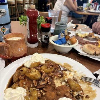 Crackings - Destin - Bananas Foster Pancakes and Classic breakfast w corned beef hash - Breakfast & Brunch Near Me - Destin, Florida Crackings - Destin - Bananas Foster Pancakes and Classic breakfast w corned beef hash - Breakfast & Brunch Near Me - Destin, Florida