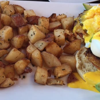 Breakfast Republic - Crab cake benedict - Breakfast & Brunch Near Me - San Diego, California