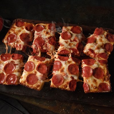 Jet's Pizza by null