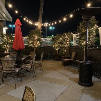 Mangia e Bevi - Patio - Italian Near Me - Oceanside, California