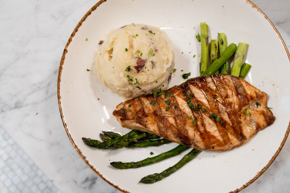 KATELLA BAKERY DELI & RESTAURANT Updated September 2024 5622 Photos