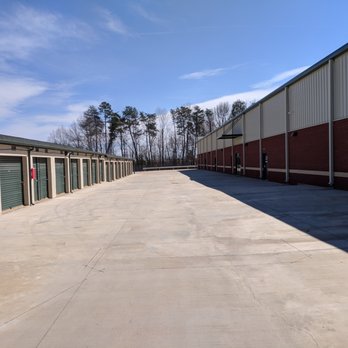 American Flag Self Storage - Self Storage Near Me - Greensboro, North Carolina American Flag Self Storage - Self Storage Near Me - Greensboro, North Carolina