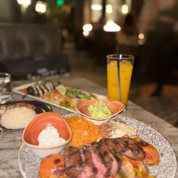 Caló Kitchen + Tequila - Fajitas - Cocktail Bars Near Me - Costa Mesa, California Caló Kitchen + Tequila - Fajitas - Cocktail Bars Near Me - Costa Mesa, California