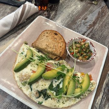 Yaz's Table - Super Green Omelette - Breakfast & Brunch Near Me - Abington, Massachusetts Yaz's Table - Super Green Omelette - Breakfast & Brunch Near Me - Abington, Massachusetts