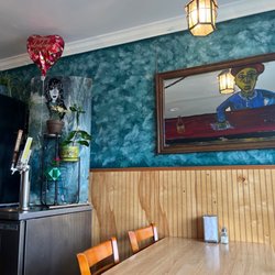 Sluggo's Vegetarian Cafe - Hanging out fir so nom nom's