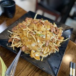 Asian Court II - Beef chow fun
