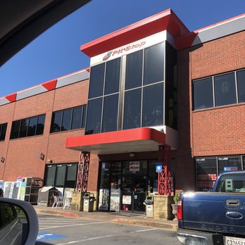 Pit Stop Convenience Centers - Entrance - Gas Stations Near Me - Peachtree City, Georgia
