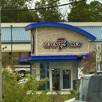 7 Brew Coffee - Outside - Coffee & Tea Near Me - Turnersville, New Jersey