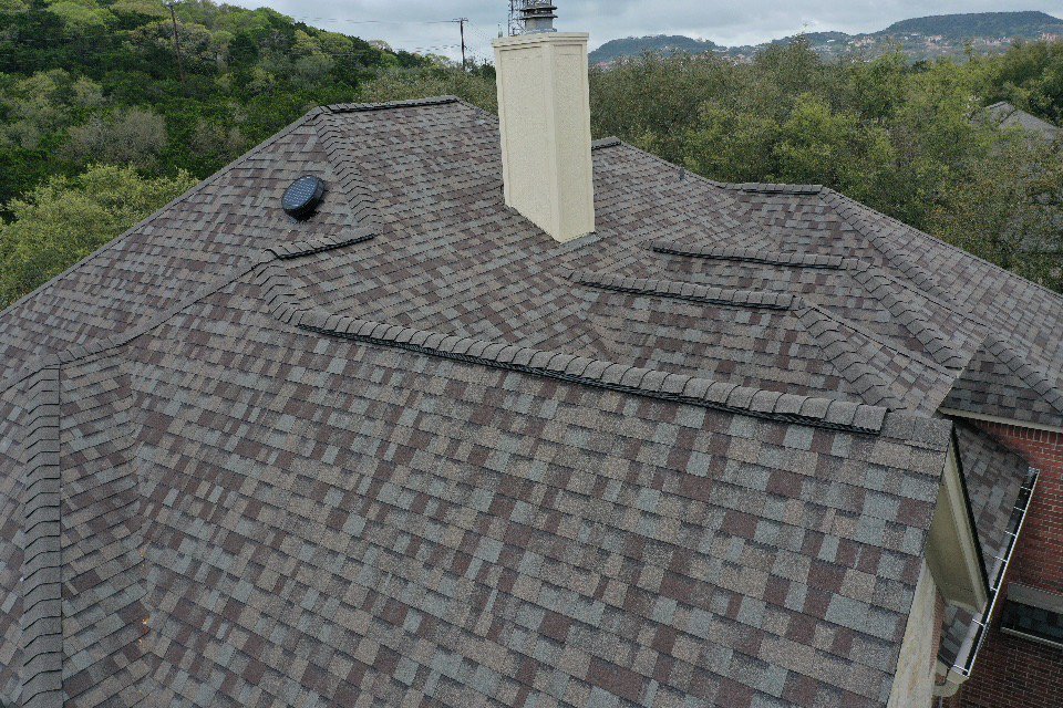 Slide of D&D Contracting