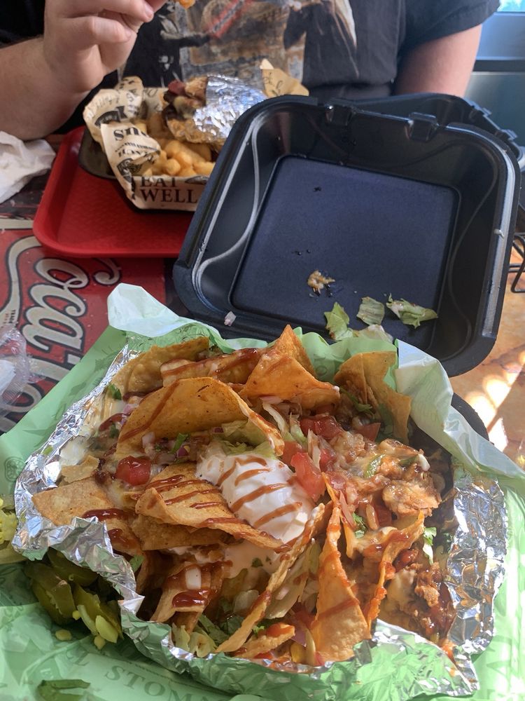 O’Lucky B’s Famous Nachos