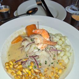 Two shrimp , old and two pieces of calamthis this place is table