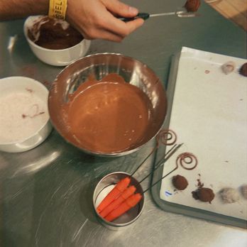 The Belgian Chocolate Makers - Chocolatiers & Shops Near Me - Brussels, BRU