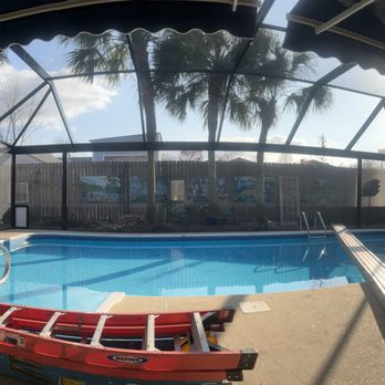 Cover Works - Another picture of the picture style pool enclosure in Baton Rouge, Louisiana - General Contractors Near Me - Luling, Louisiana Cover Works - Another picture of the picture style pool enclosure in Baton Rouge, Louisiana - General Contractors Near Me - Luling, Louisiana