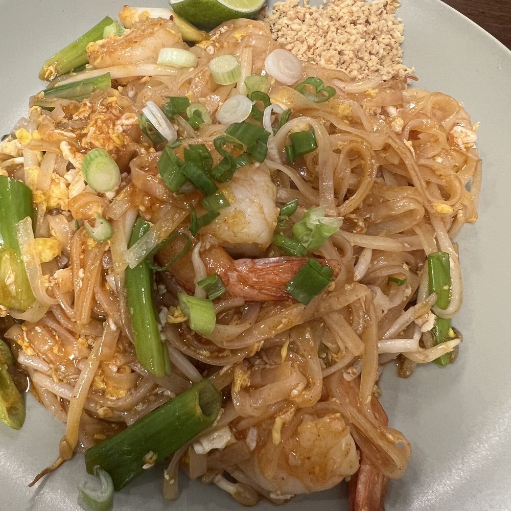 Nana Sushi Thai - Pad Thai - Sushi Bars Near Me - Evergreen, Colorado