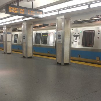 Bowdoin MBTA Station - Blue Line - Blue line at Bowdoin - Train Stations Near Me - Boston, Massachusetts