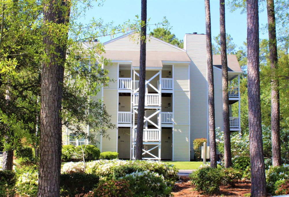 BLUFF RIDGE APARTMENT HOMES 215 Valencia Dr, Jacksonville, North
