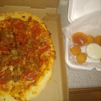 Via Roma Pizza & Mediterranean - Pizza Near Me - Conway, New Hampshire Via Roma Pizza & Mediterranean - Pizza Near Me - Conway, New Hampshire
