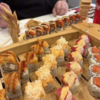 Sushi Ohayo - Many different sushi rolls ! - Sushi Bars Near Me - Chantilly, Virginia